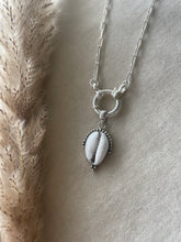 Load image into Gallery viewer, The Cowrie Clip (length 18inch) Paperclip Necklace.
