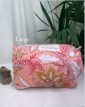 Load image into Gallery viewer, Trinket Bag - Perfect Peach
